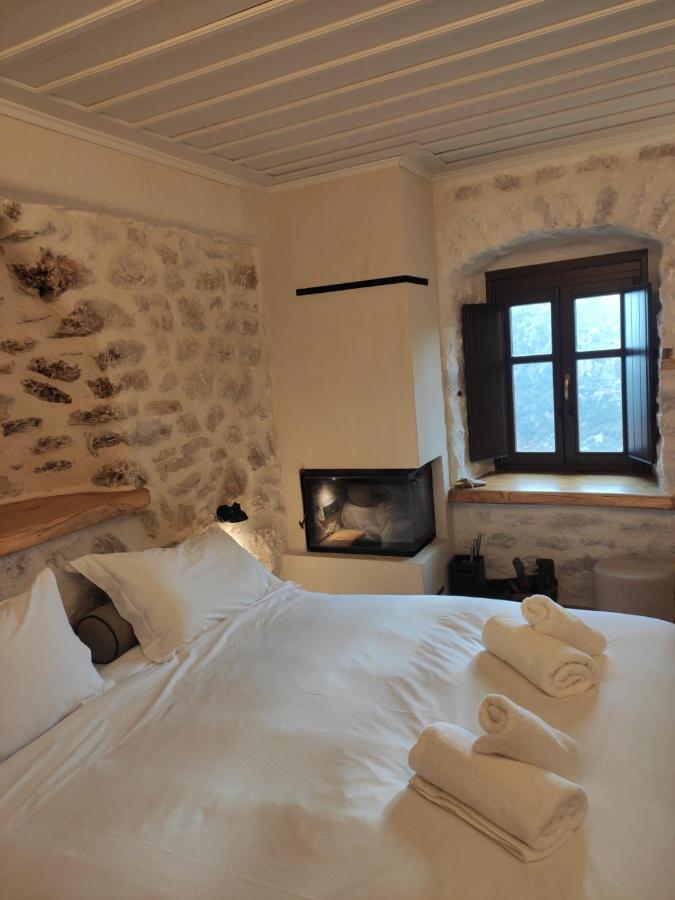 Casagli Luxury Suites Dimitsana Luaran gambar